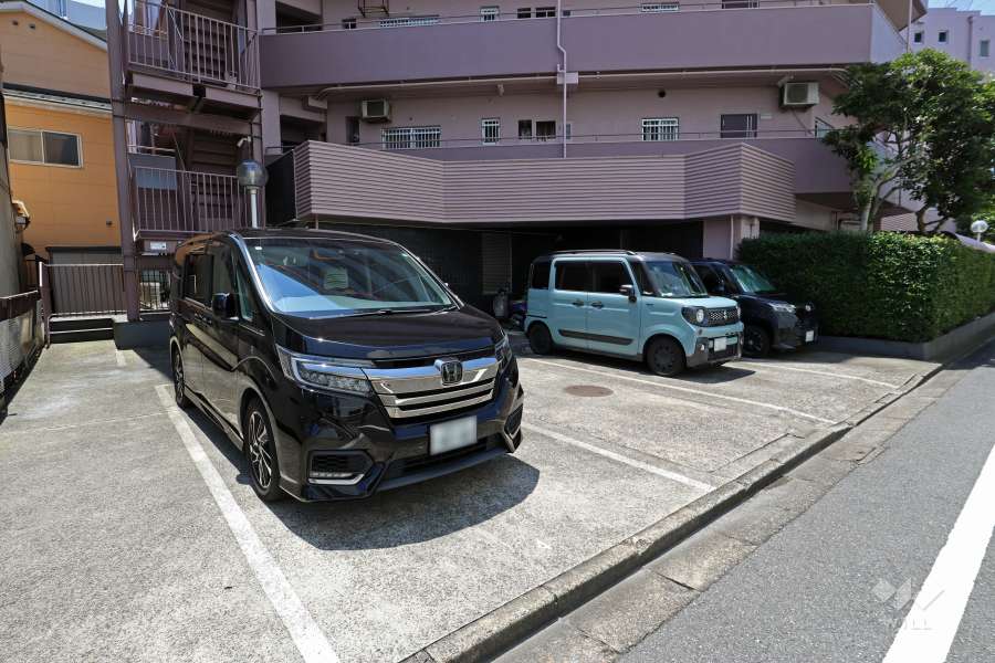 敷地内駐車場（屋外平面式）