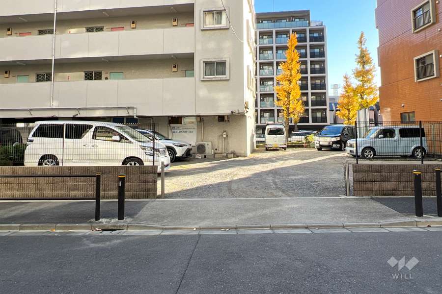 敷地内駐車場（屋外平面式）