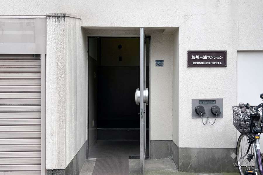 エントランス
