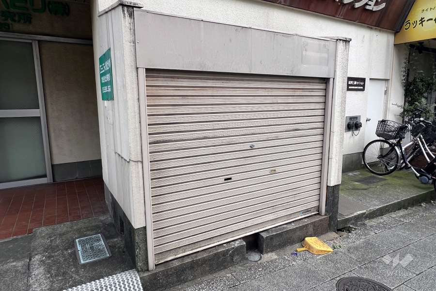 ゴミ置き場 