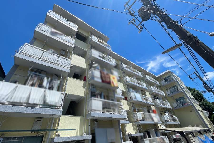 板橋ローヤルコーポの外観（南西側から）