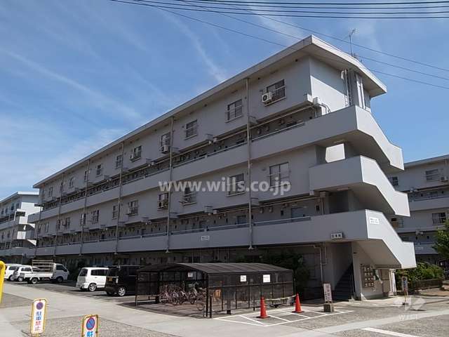 杭瀬第四団地13号棟の外観（北西側から）