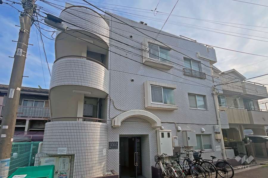 ルーブル小竹向原参番館の外観（南西側から）