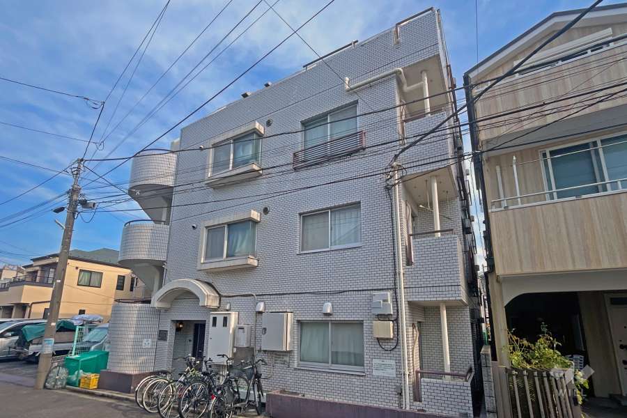 ルーブル小竹向原参番館の外観（南東側から）