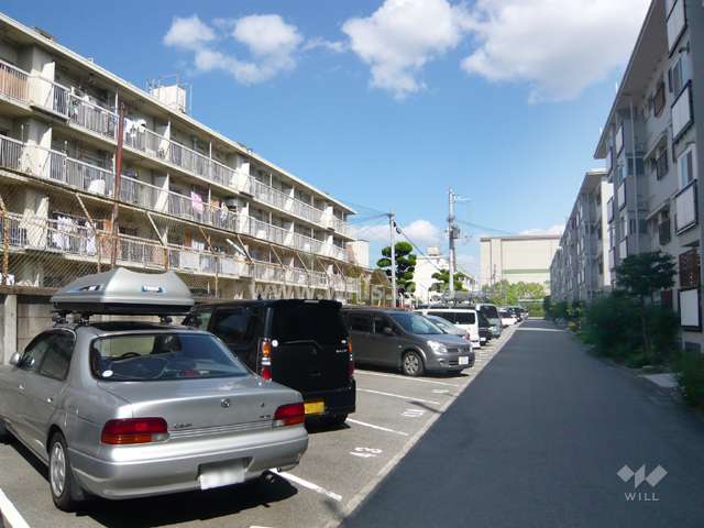 敷地内駐車場（屋外平面式）