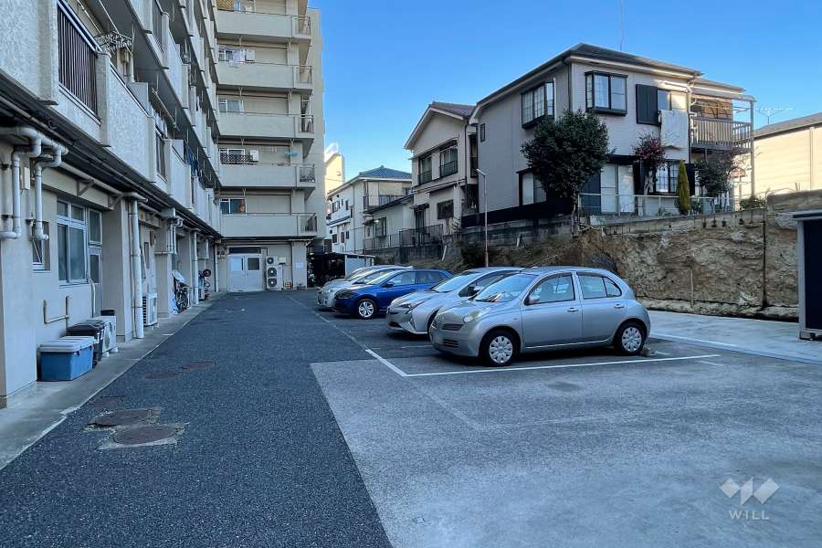 敷地内駐車場（屋外平面式）