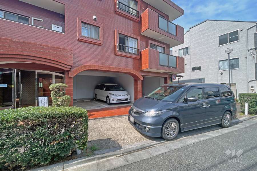 敷地内駐車場（屋外平面式）