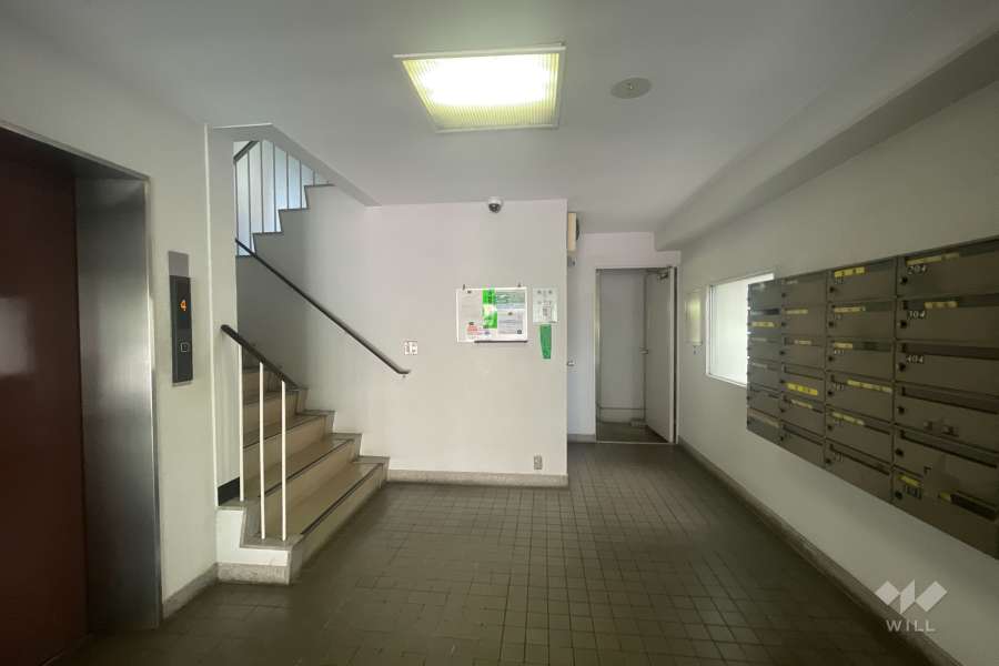 エントランスホール