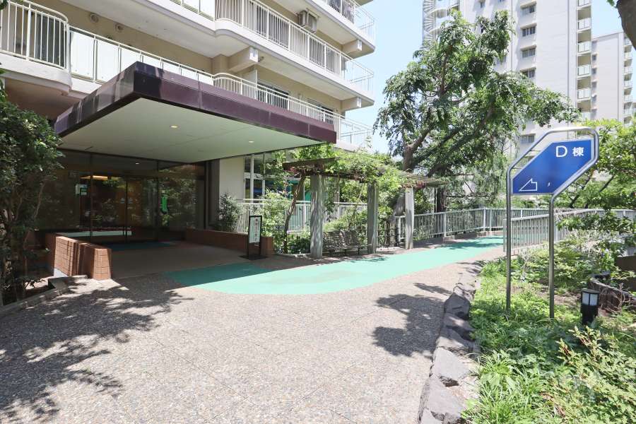 エントランスアプローチ