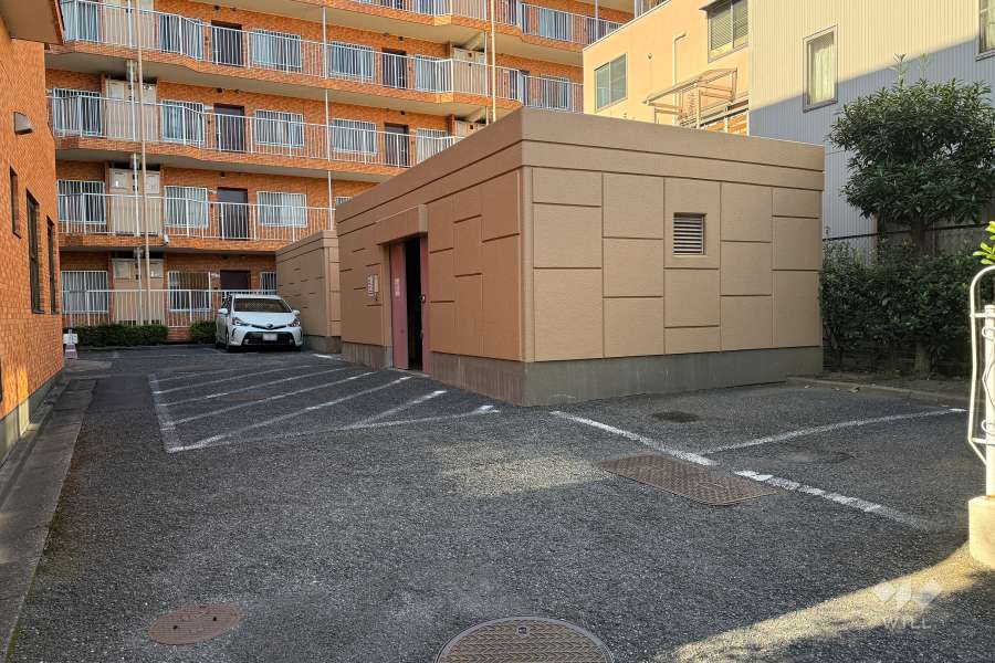 敷地内駐車場（屋外平面式）