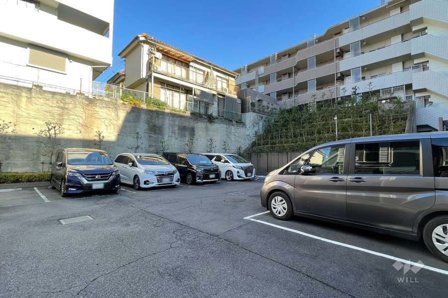 敷地内駐車場（屋外平面式）