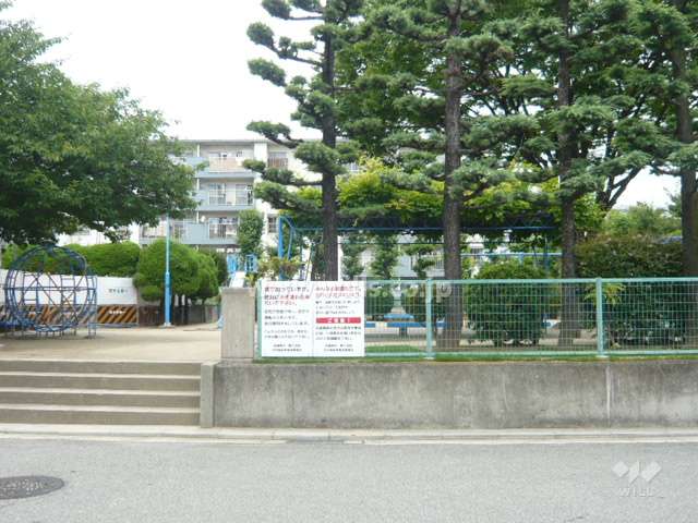 杭瀬団地に公園があります。