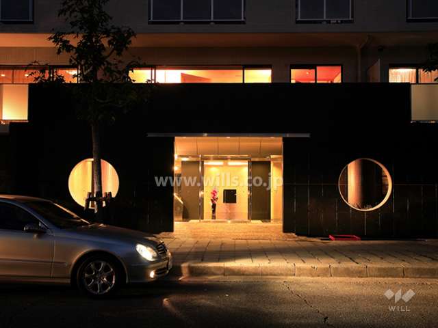 エントランス夜景