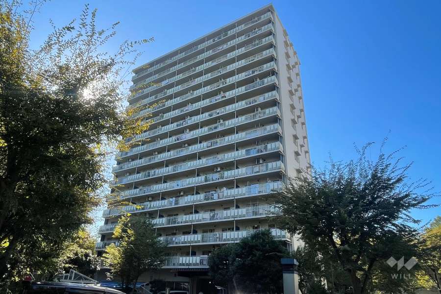 サンシティＪ棟の外観（北東側から）