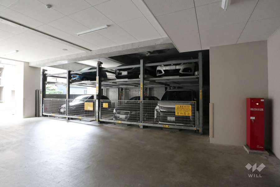 敷地内駐車場（屋内機械式）