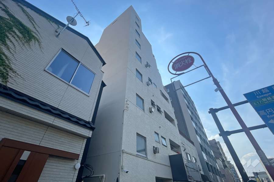 セブンマンションの外観（北東側から）