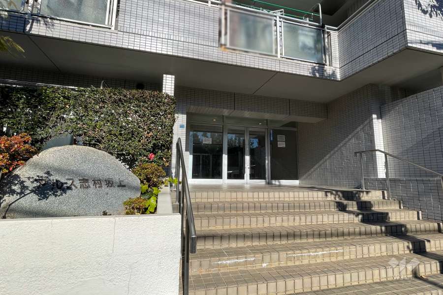 エントランスアプローチ　