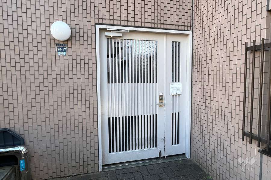 駐輪場出入り口