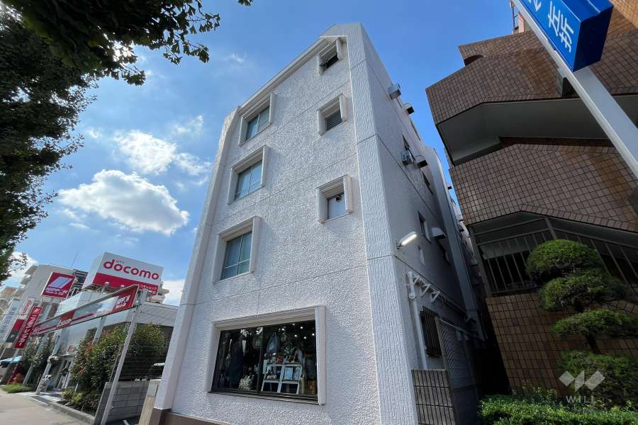 キャニオンマンション第8高島平の外観（北東側から）