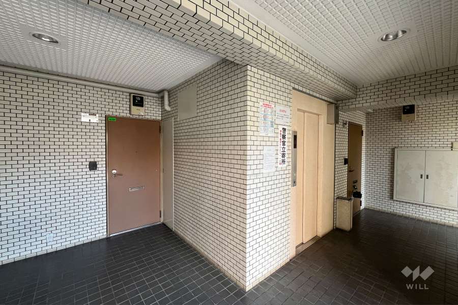 エントランスホール