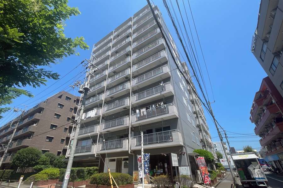 高島平第1サンパワーの外観（南東側から）