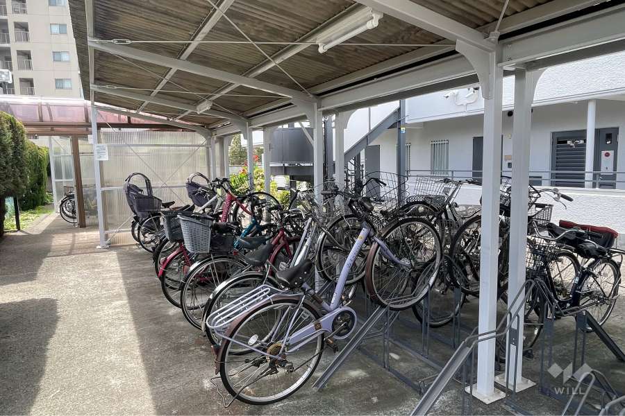 駐輪場（屋根付き）