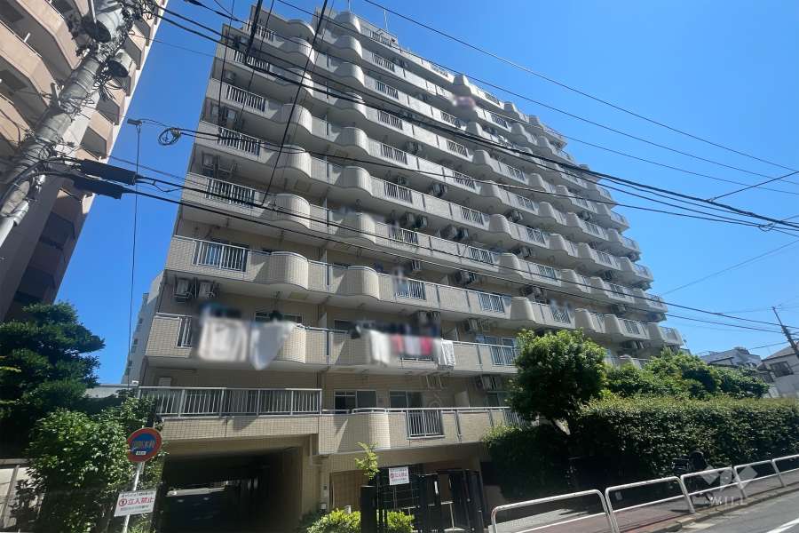 レジデンス大山の外観（南西側から）