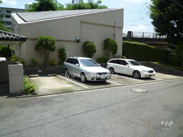 敷地内駐車場