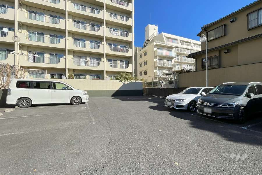 敷地内駐車場（屋外平面式）