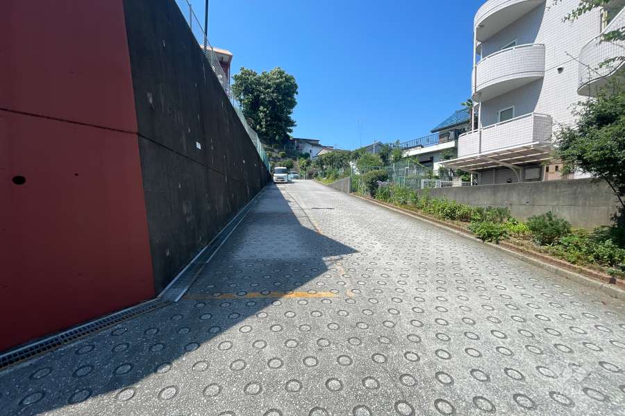 駐車場の出入口