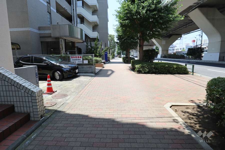 敷地北側の前面道路　　
