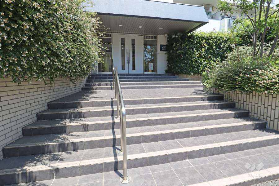 エントランスアプローチ