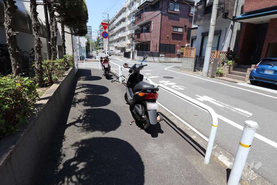 バイク置場