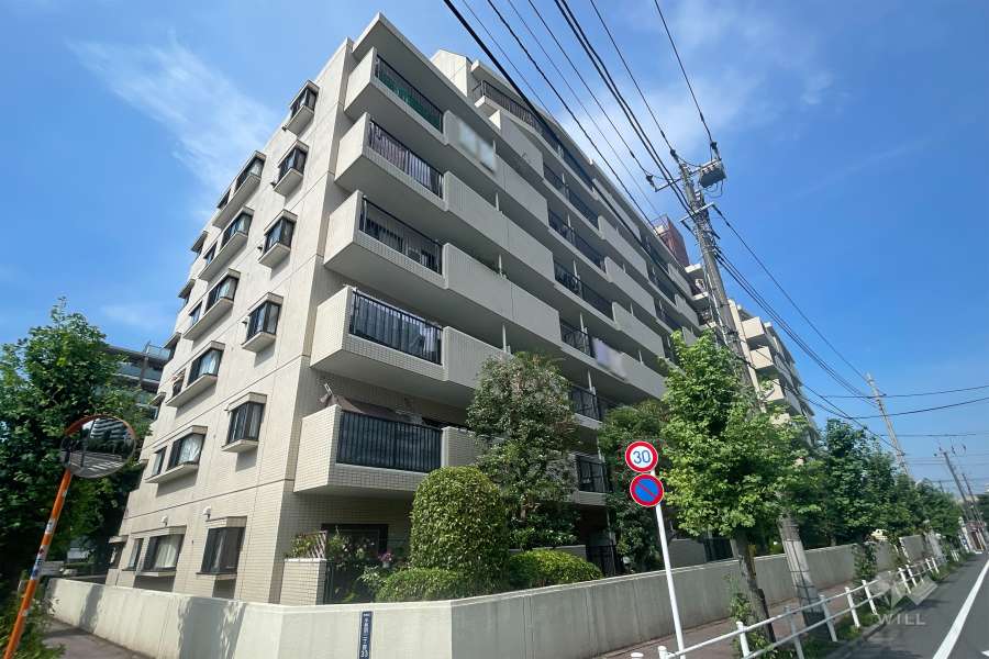 メゾン小豆沢公園の外観（南西側から）