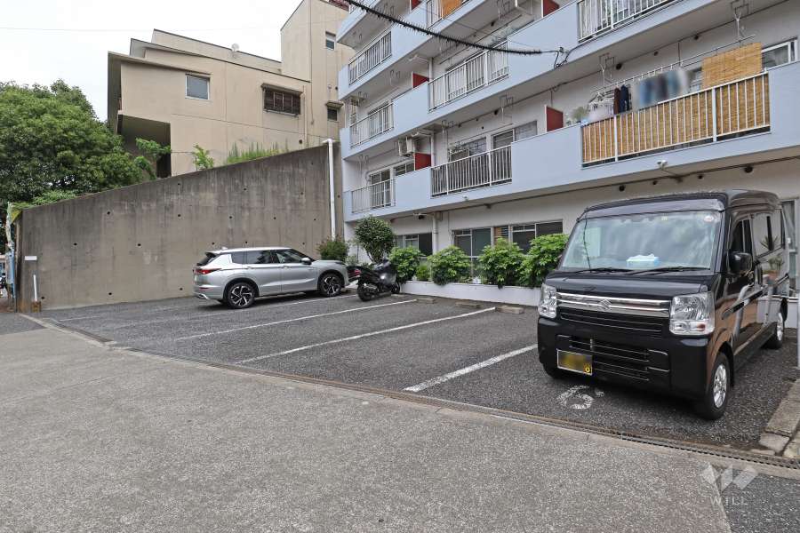 敷地内駐車場（屋外平面式）