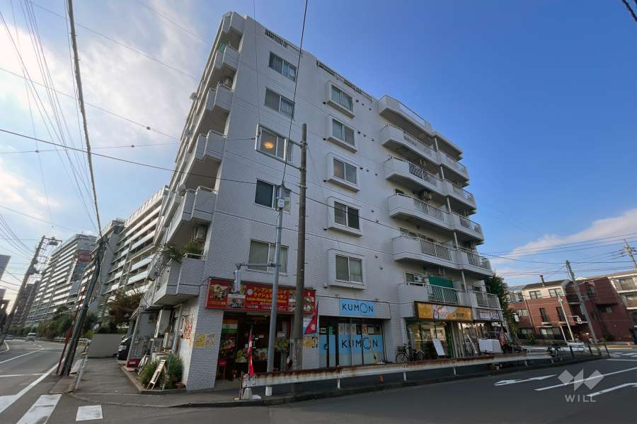 グローリア初穂小豆沢の外観（東南側から）