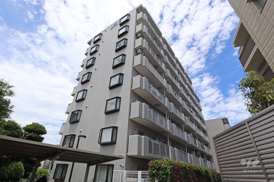 ユニーブル成増の外観（南側から）