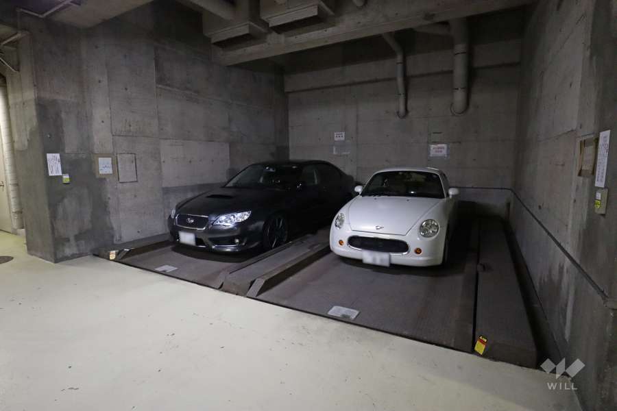 敷地内駐車場（屋内機械式）