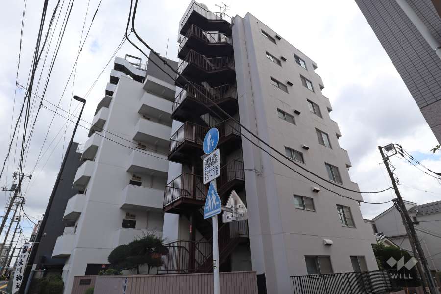 マンション板橋本町の外観（北西側から）