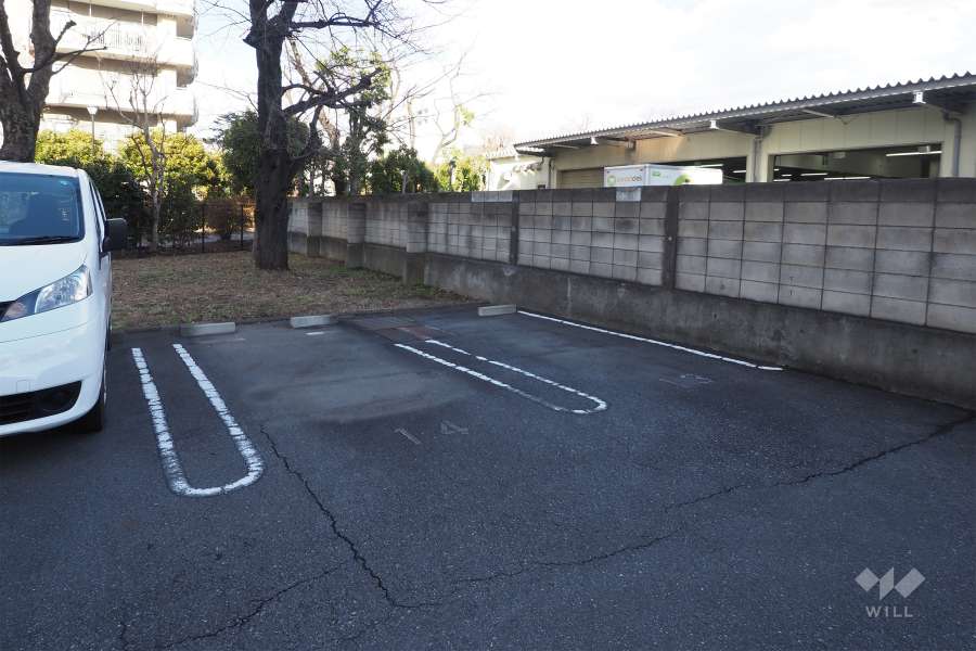 敷地内駐車場（屋外平面式）