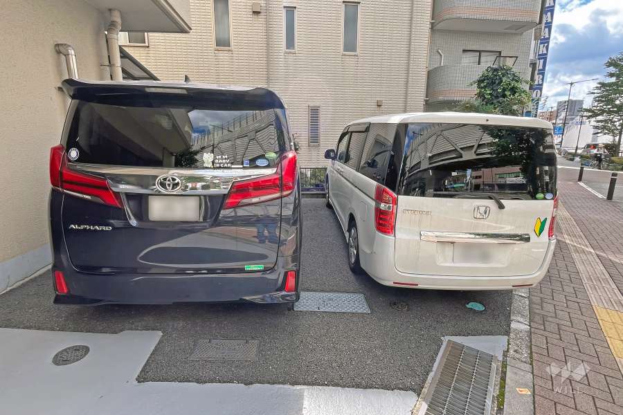 敷地内駐車場（屋外平面式）