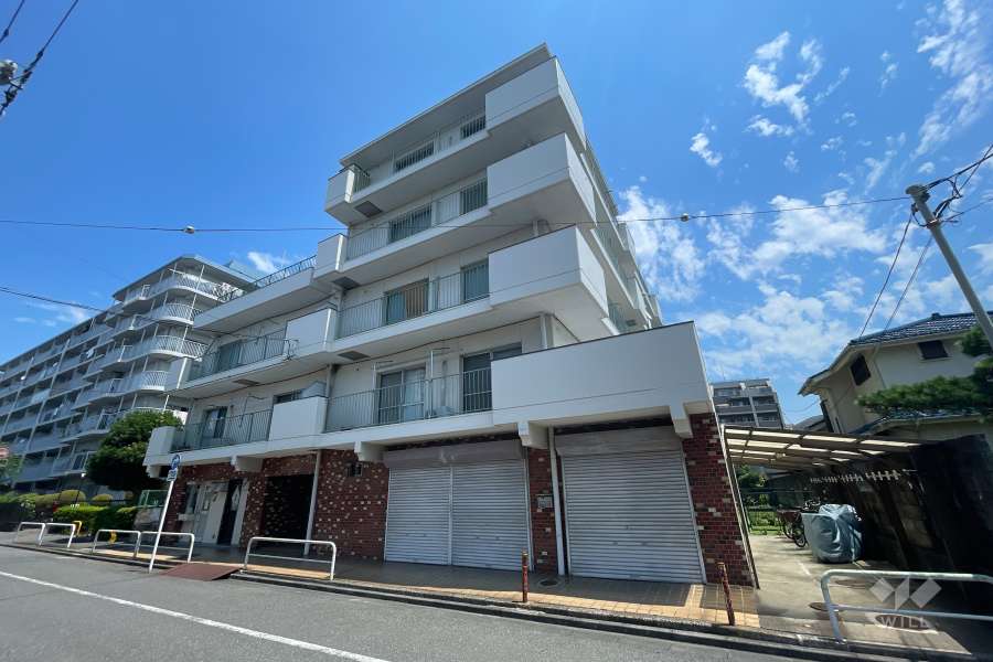 集成パーソナルハイツ志村の外観（西南側から）