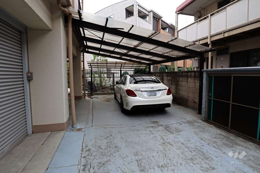 敷地内駐車場（屋外平面式）