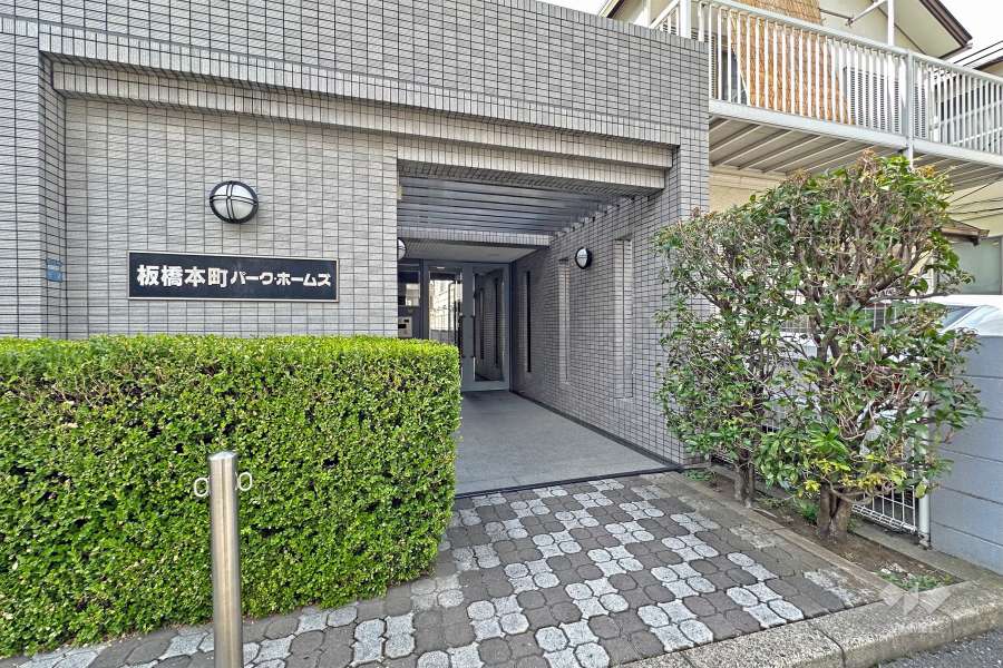 エントランスアプローチ