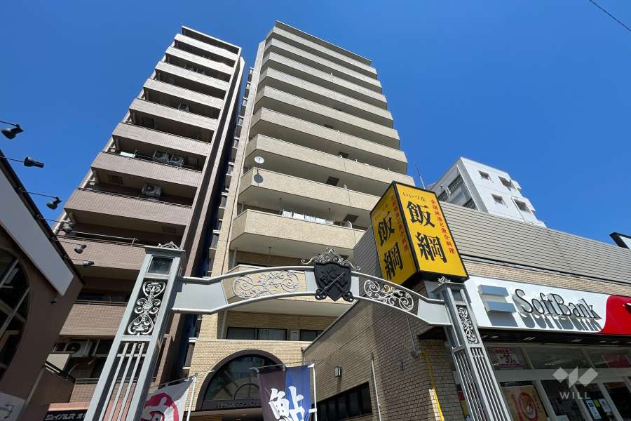 キャッスルマンション志村坂上の外観（南西側から）