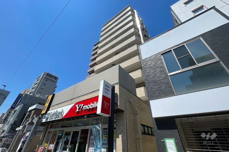 キャッスルマンション志村坂上の外観（南側から）