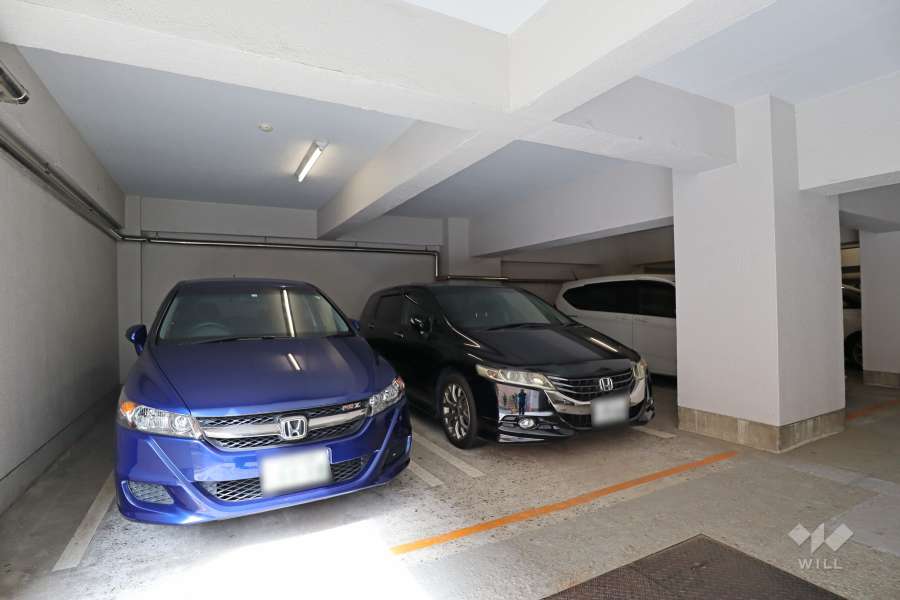 敷地内駐車場（屋内平面式）