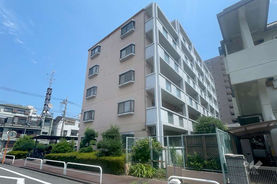 小豆沢ハイツの外観（南西側から）