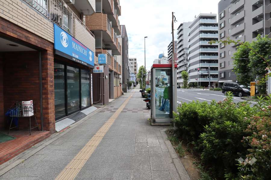 敷地南西側の前面道路　　