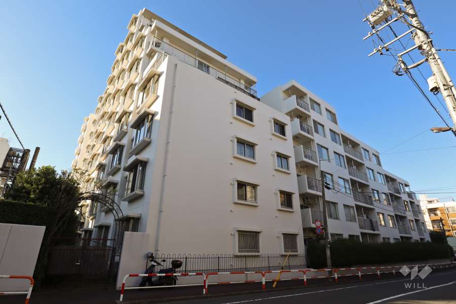 グリーンパークドルミ大山の外観（南東側から）